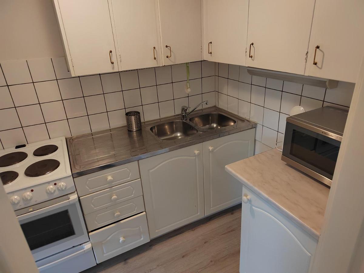 Kalle'S Unluxury Guest House Cl0Sed From 1St Of Feb 2025 Helsinki Zimmer foto