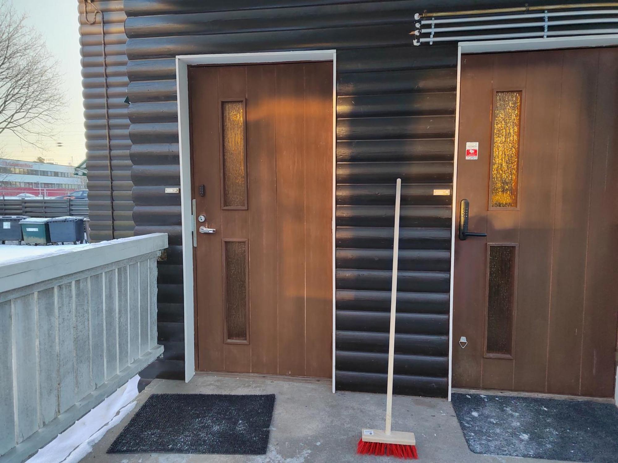 Kalle'S Unluxury Guest House Cl0Sed From 1St Of Feb 2025 Helsinki Zimmer foto